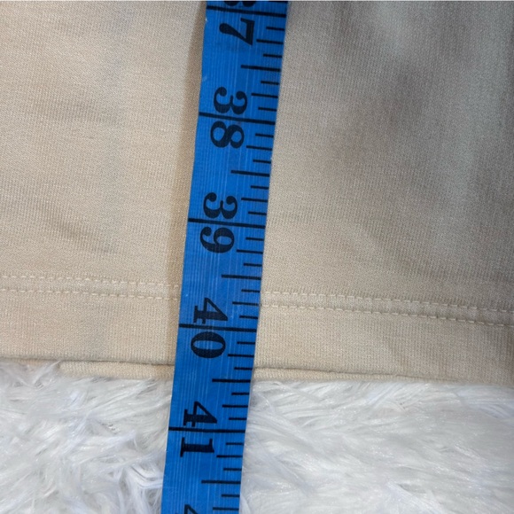 MONROW Fleece Sweatpants in Off White cream soft comfy wide leg lounge - Picture 6 of 6